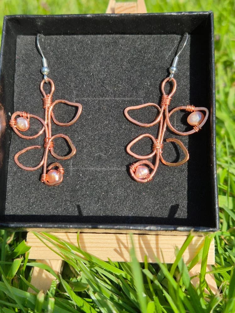 Living Vine. , handmade copper wire wrapped labradorite earring by Bent Copper, North East England